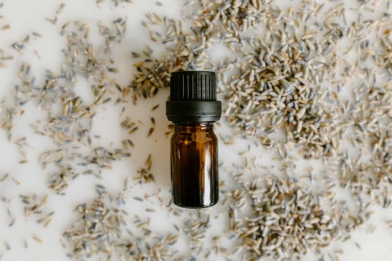essential oils lavender peppermint for natural nerve pain relief